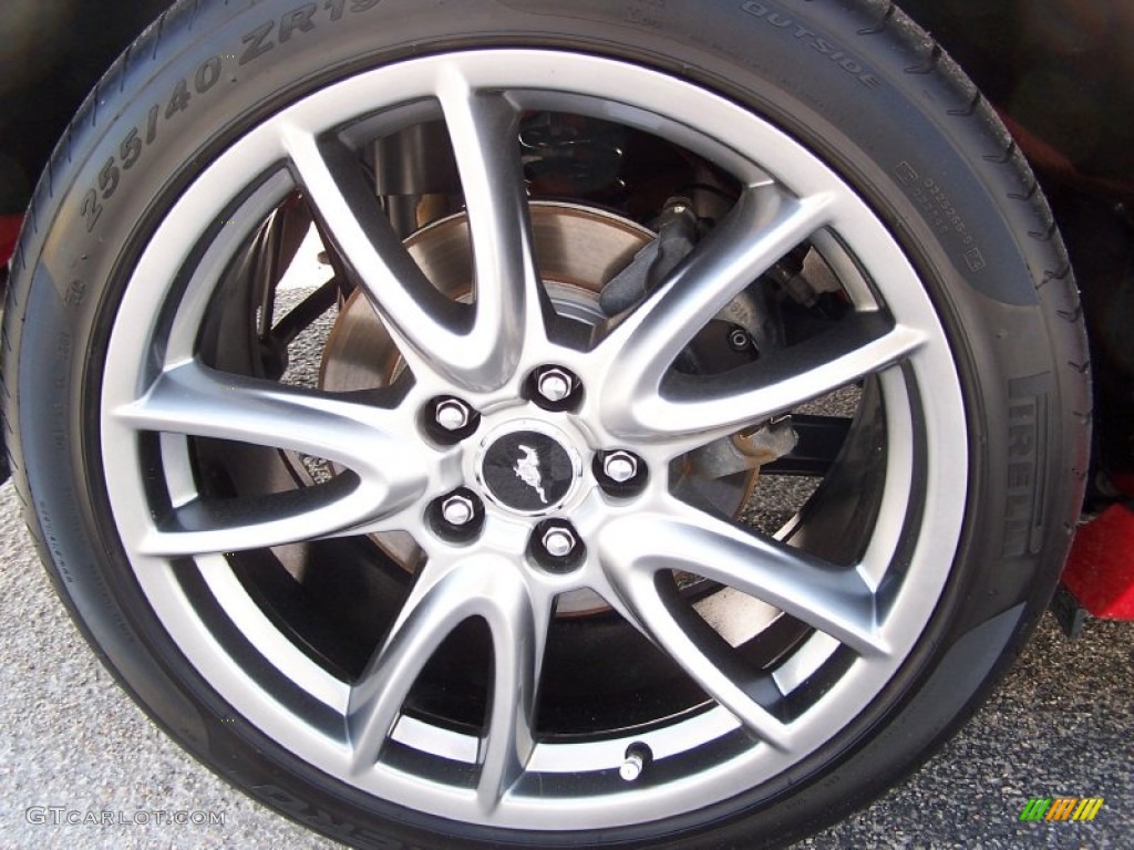 2013 Ford Mustang GT Coupe Wheel Photo #77750948