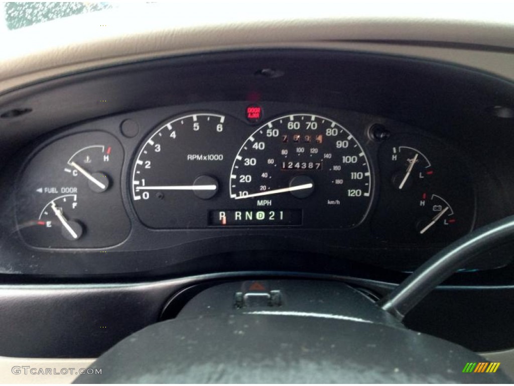 1999 Mercury Mountaineer 4WD Gauges Photos