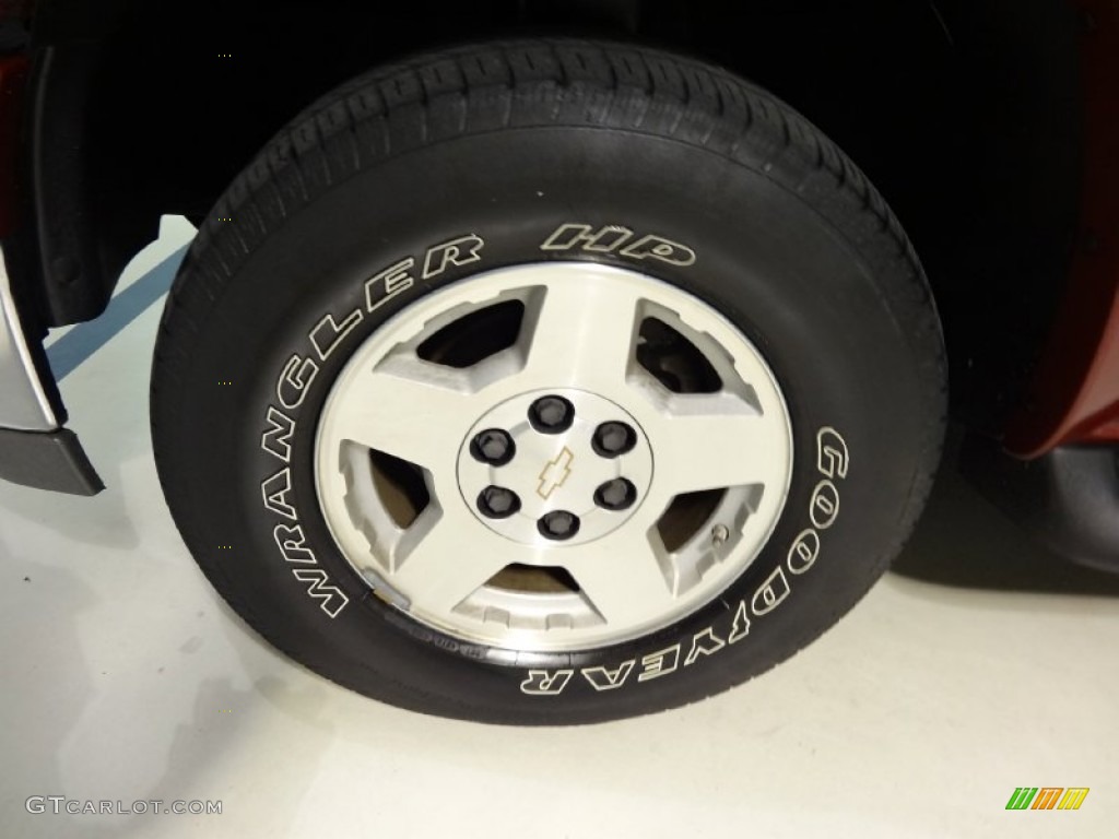 2004 Chevrolet Suburban 1500 LT 4x4 Wheel Photo #77751198