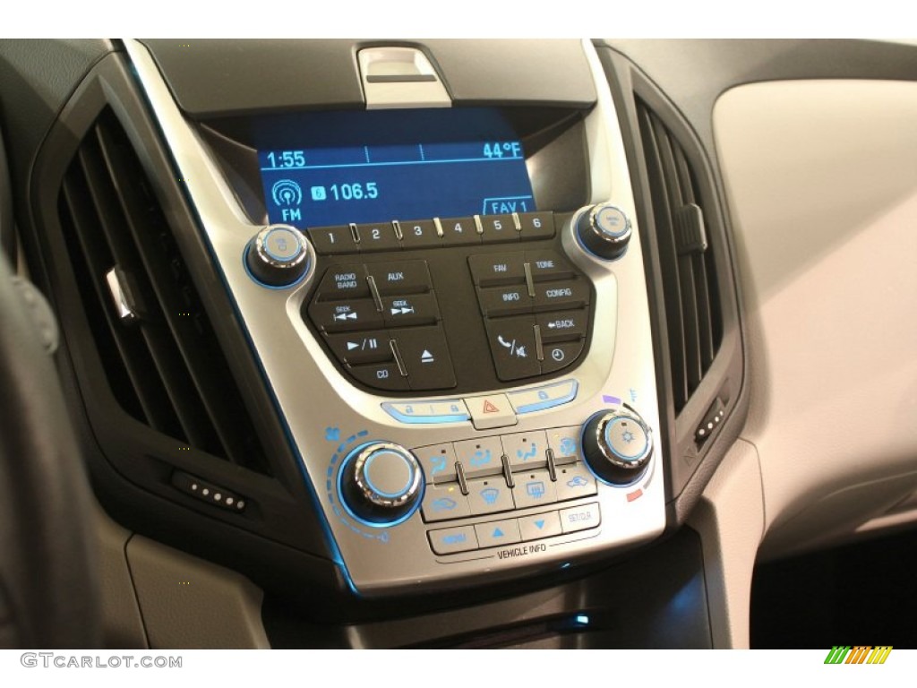 2011 Chevrolet Equinox LS Controls Photo #77752263