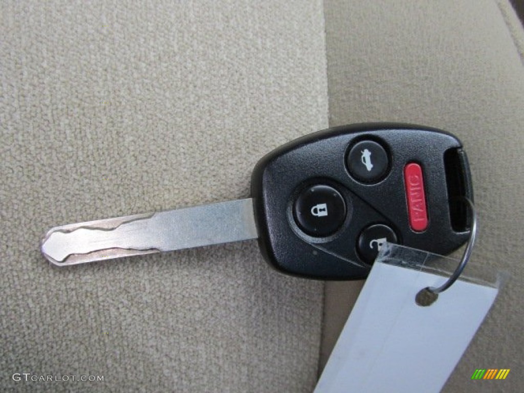 2010 Honda Accord LX Sedan Keys Photos