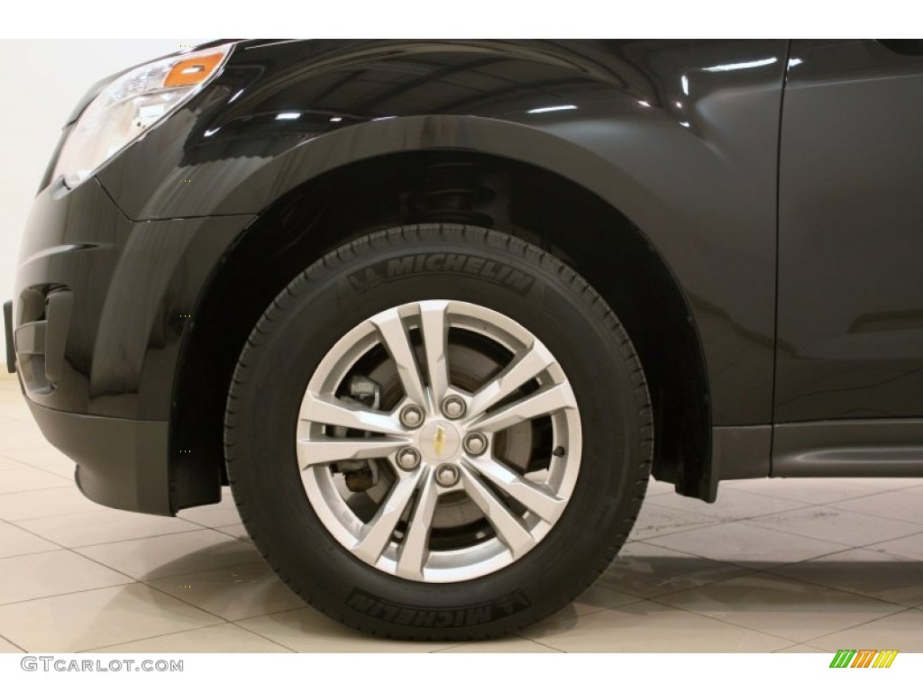 2011 Chevrolet Equinox LS Wheel Photos