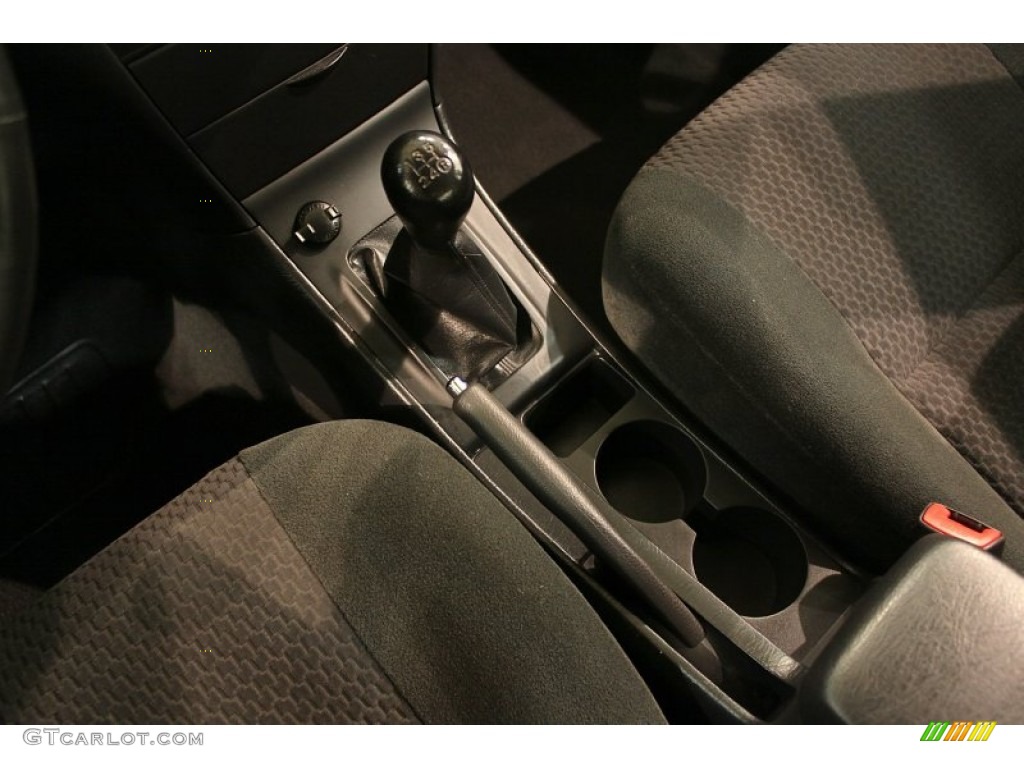 2006 Toyota Corolla S Transmission Photos