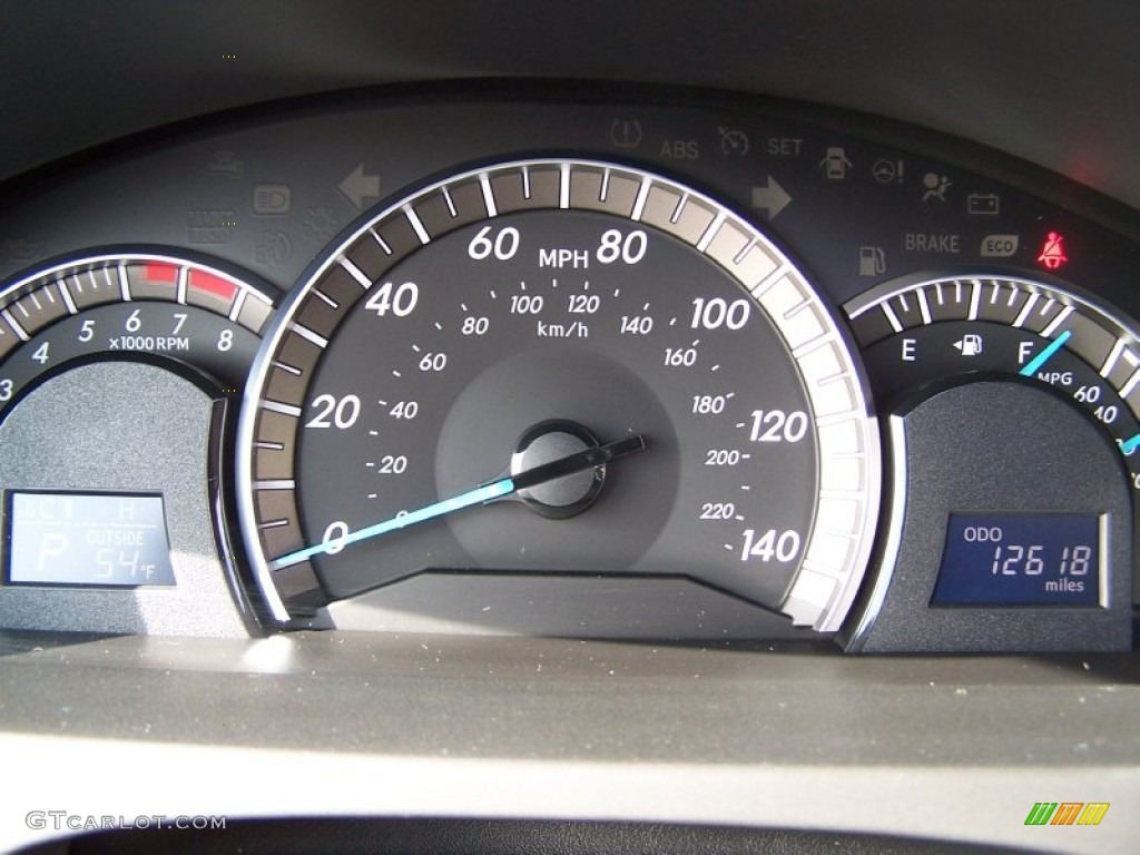 2012 Toyota Camry SE Gauges Photo #77752893