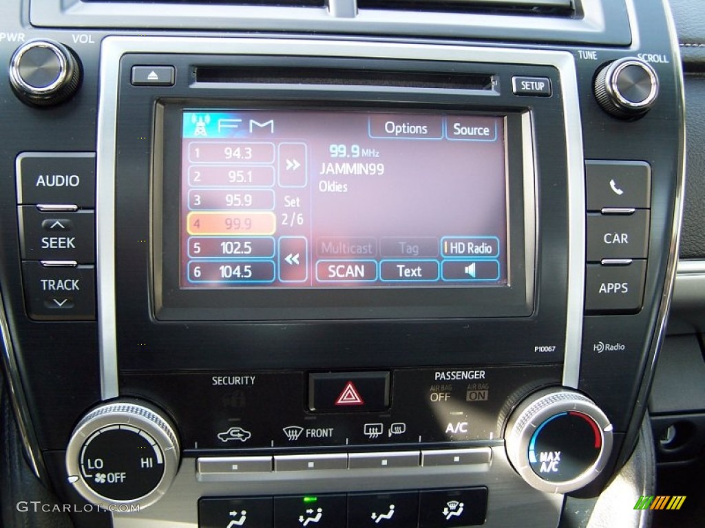 2012 Toyota Camry SE Controls Photo #77752911