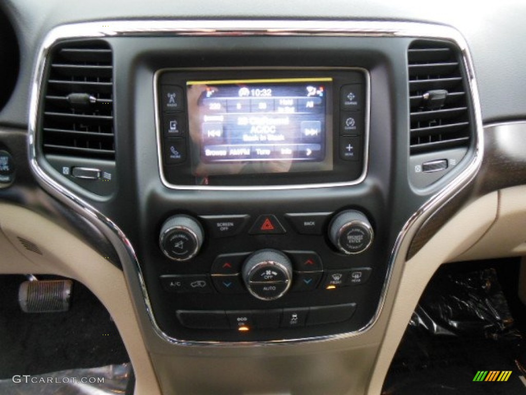 2014 Jeep Grand Cherokee Laredo 4x4 Controls Photo #77753016