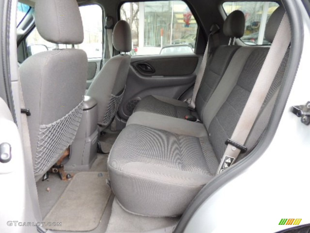 2002 Ford Escape XLT V6 4WD Rear Seat Photos