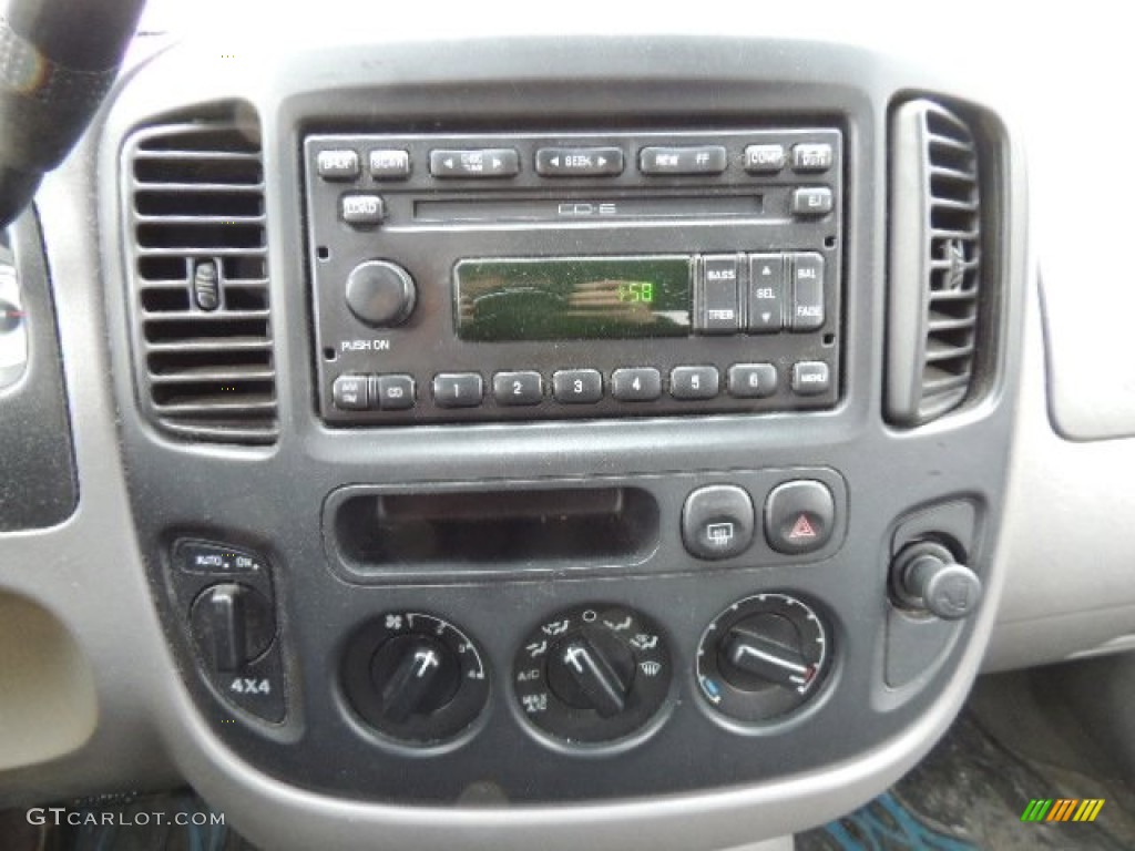 2002 Ford Escape XLT V6 4WD Controls Photo #77754530