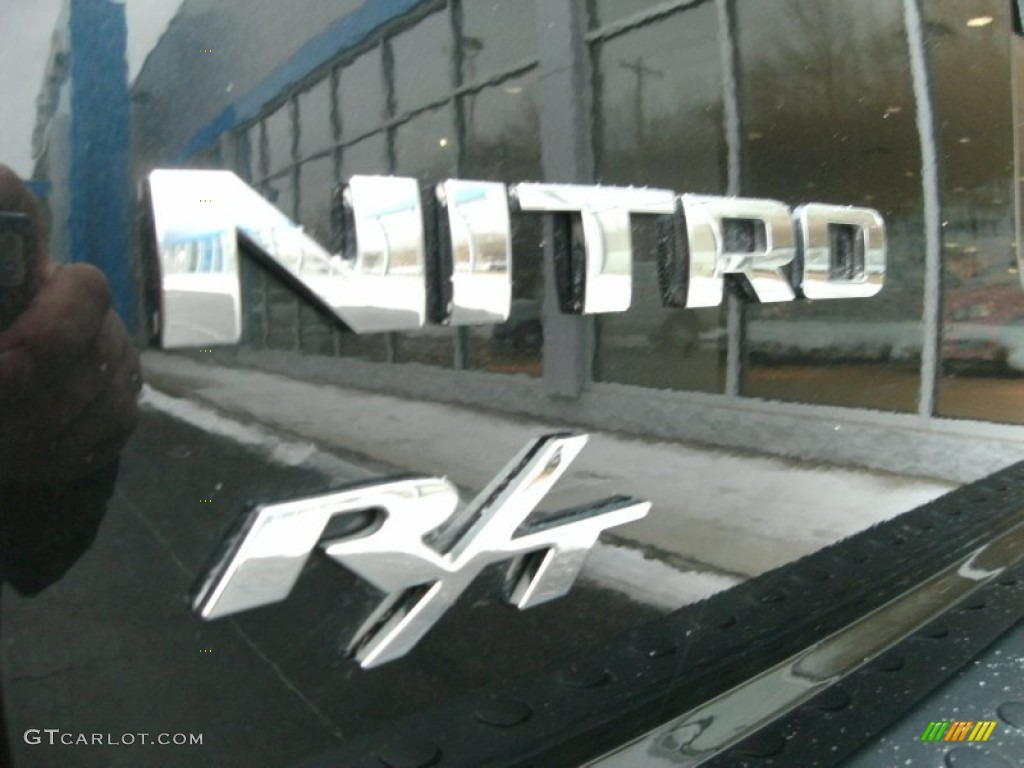 Brilliant Black Crystal Pearl Dodge Nitro