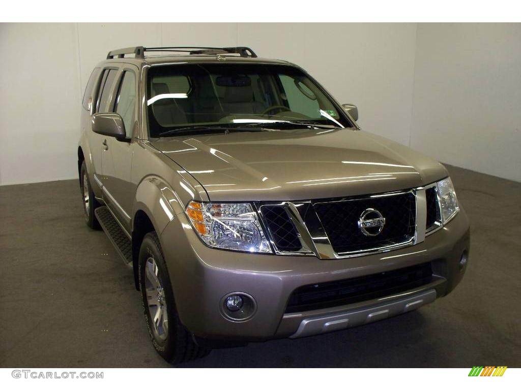 2008 Pathfinder LE 4x4 - Desert Stone / Cafe Latte photo #1