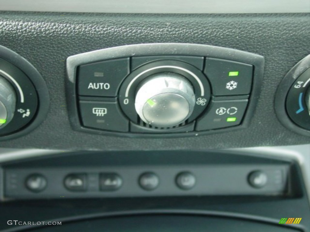 2007 BMW Z4 3.0i Roadster Controls Photo #77756278
