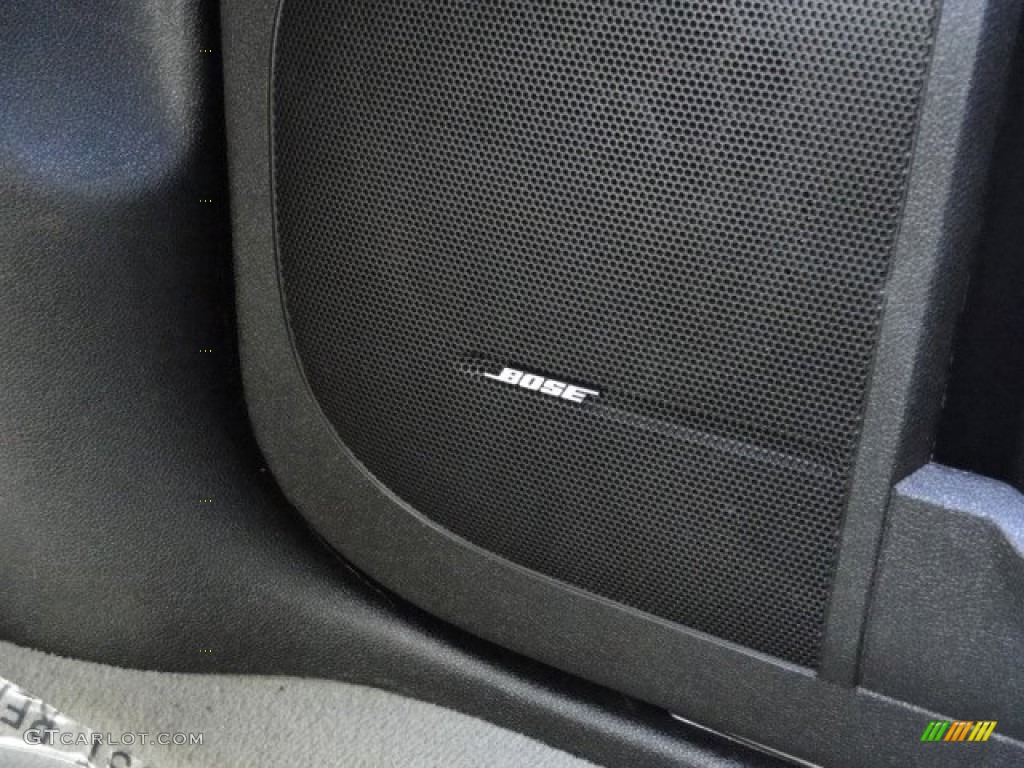 2008 GMC Acadia SLT Audio System Photo #77756620