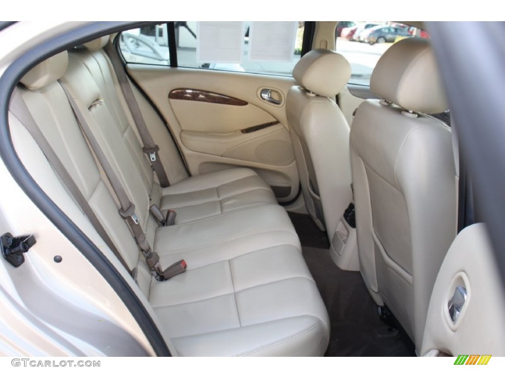 2005 Jaguar S-Type 4.2 Rear Seat Photo #77756652