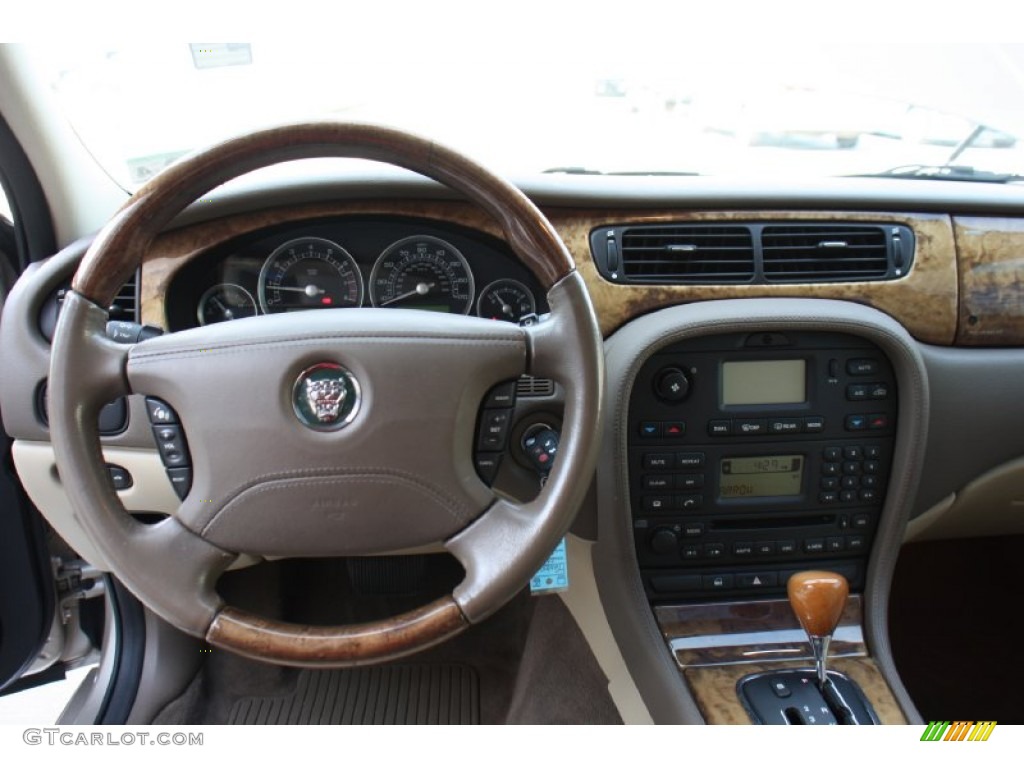 2005 Jaguar S-Type 4.2 Barley Dashboard Photo #77756772