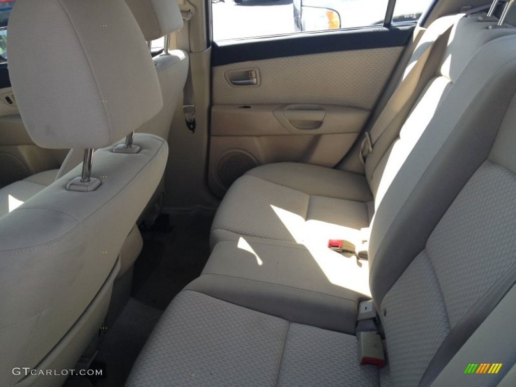 2005 MAZDA3 i Sedan - Shimmering Sand Metallic / Beige photo #12