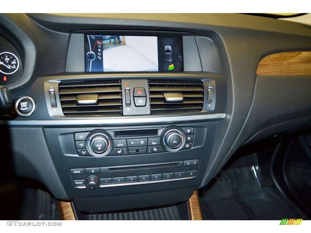 2011 BMW X3 xDrive 28i Controls Photo #77760273