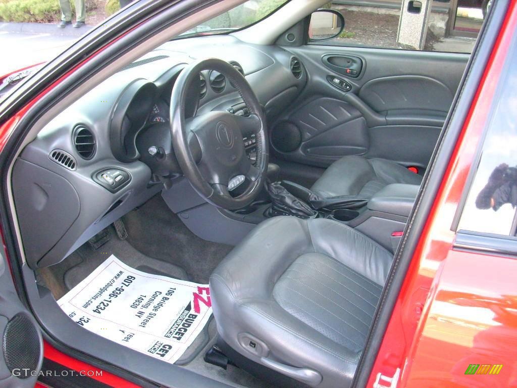 2004 Grand Am GT Sedan - Victory Red / Dark Pewter photo #16