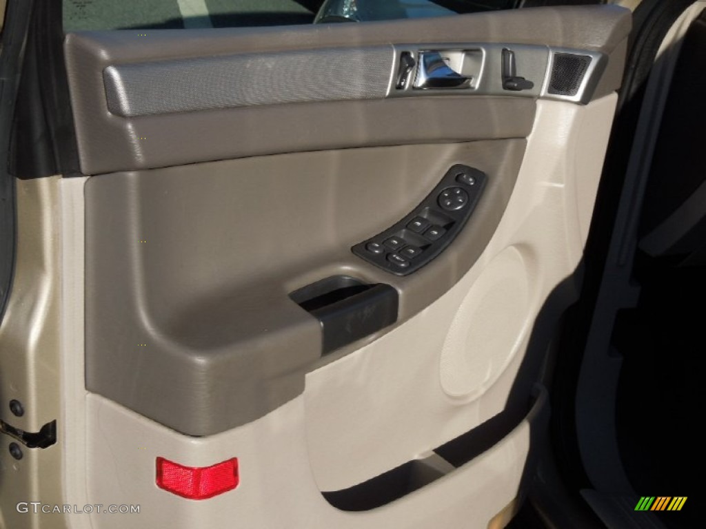 2006 Chrysler Pacifica Standard Pacifica Model Door Panel Photos