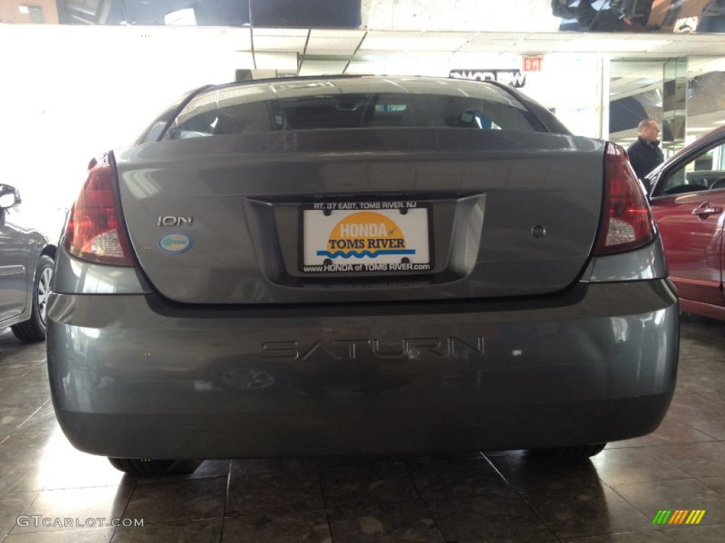 2004 ION 2 Sedan - Storm Grey / Grey photo #5