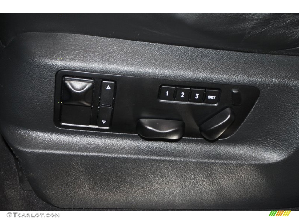 2008 Porsche Cayenne GTS Controls Photo #77763572