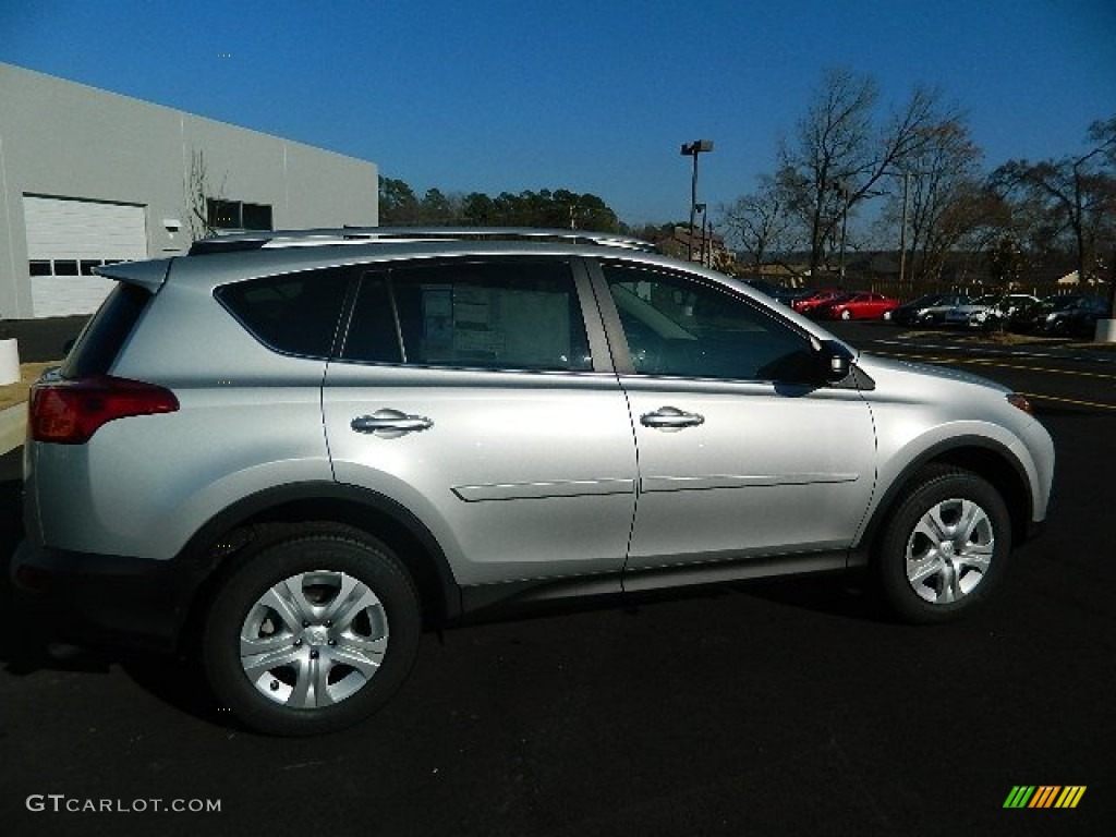 2013 RAV4 LE - Classic Silver Metallic / Black photo #3