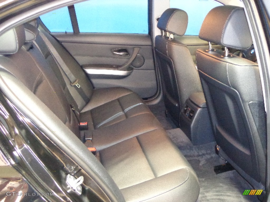 2011 BMW 3 Series 335i xDrive Sedan Rear Seat Photo #77769510