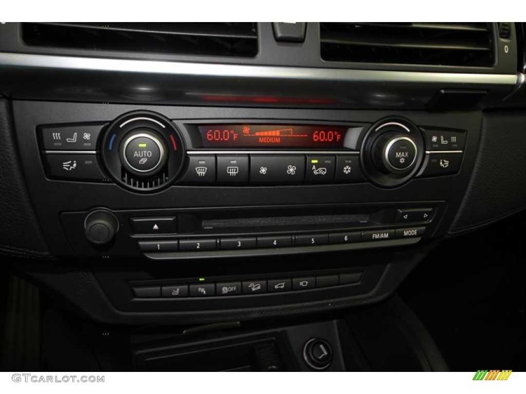 2013 BMW X5 M M xDrive Audio System Photo #77770205