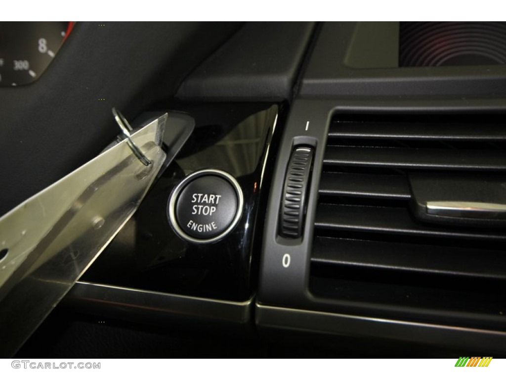 2013 BMW X5 M M xDrive Controls Photo #77770293