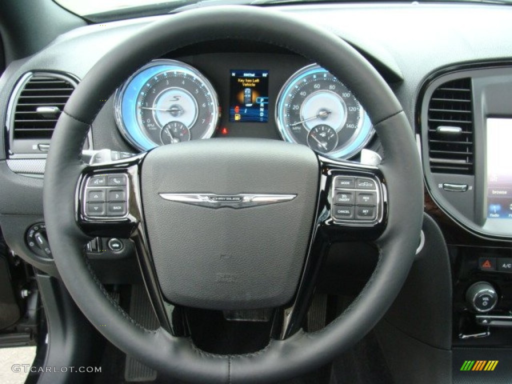 2012 Chrysler 300 S V6 AWD Steering Wheel Photos