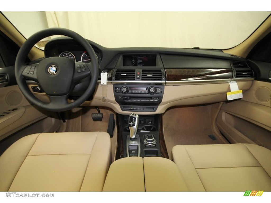 2013 BMW X5 xDrive 35d Sand Beige Dashboard Photo #77770577