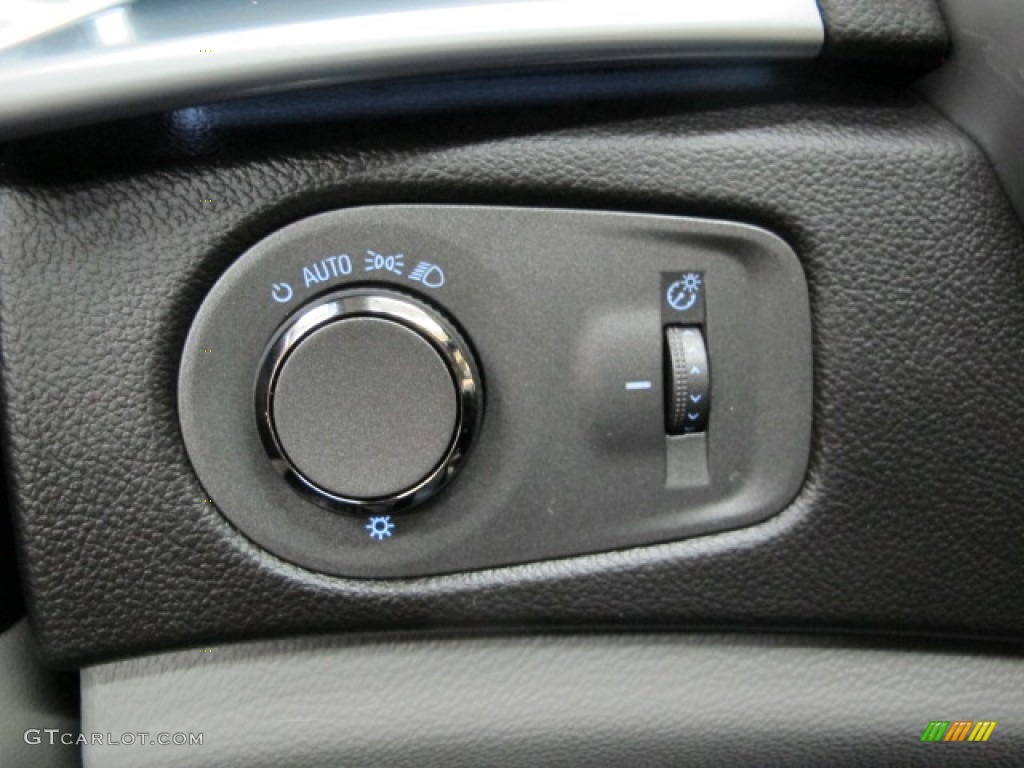 2011 Cadillac SRX 4 V6 AWD Controls Photo #77770608