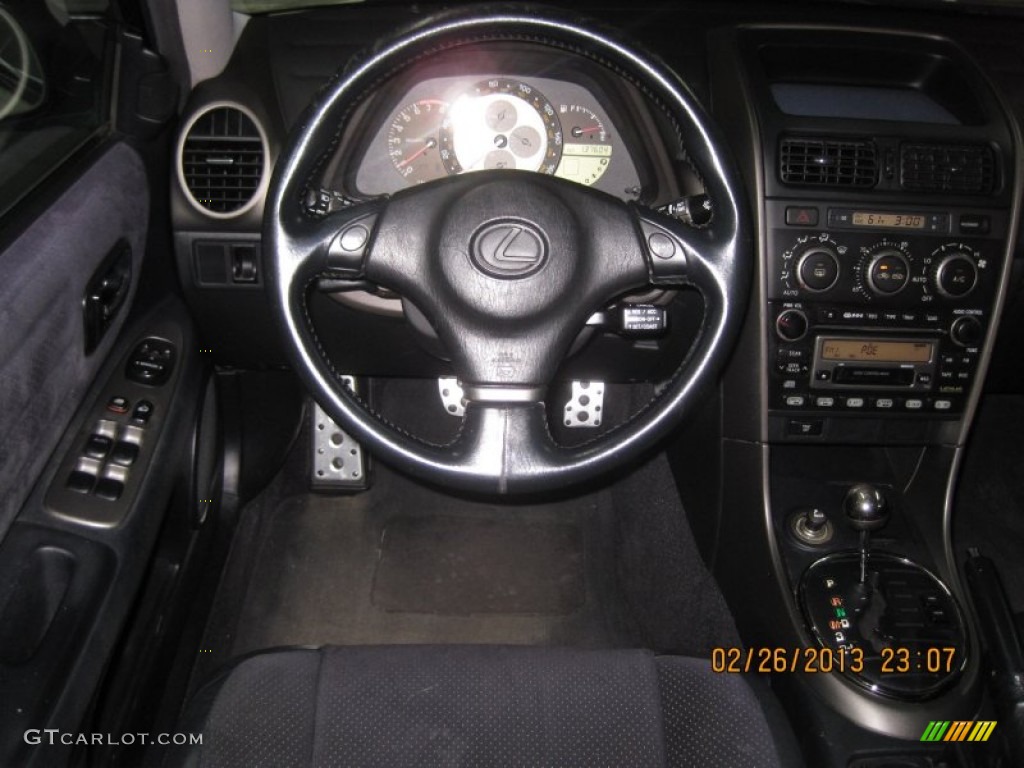 2001 Lexus IS 300 Black Steering Wheel Photo #77770894