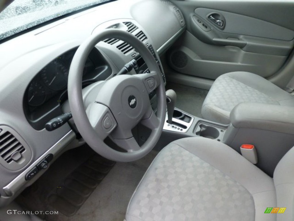 2005 Malibu LS V6 Sedan - Medium Gray Metallic / Gray photo #11