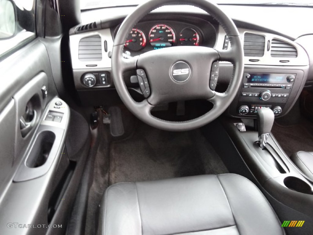 2007 Chevrolet Monte Carlo SS Ebony Black Dashboard Photo #77774417