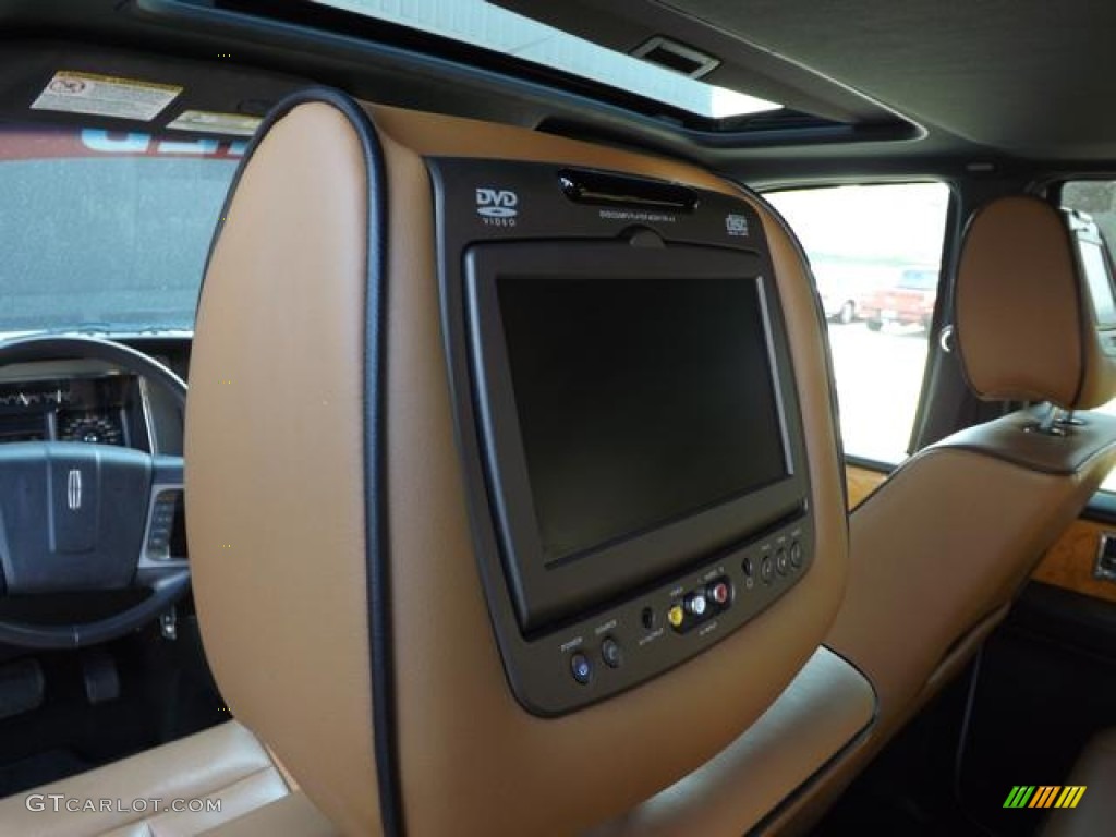 2011 Lincoln Navigator Limited Edition Entertainment System Photo #77775215