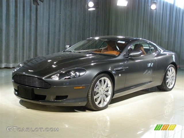 Meteorite Silver Aston Martin DB9