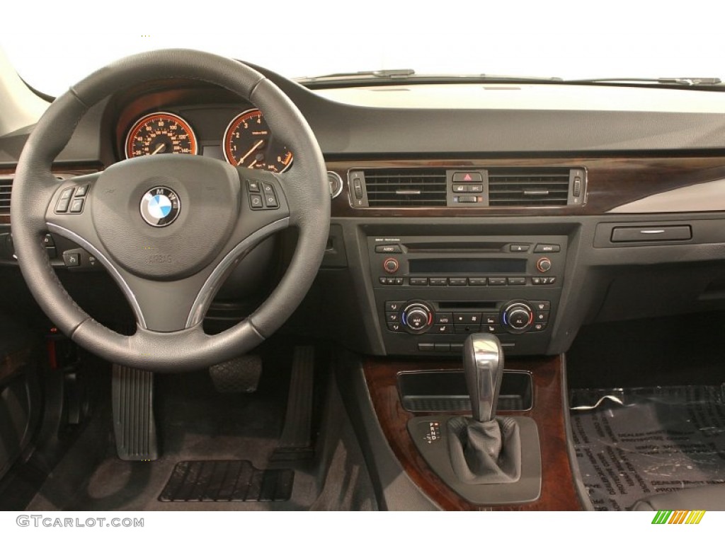 2010 3 Series 328i xDrive Coupe - Crimson Red / Black photo #17