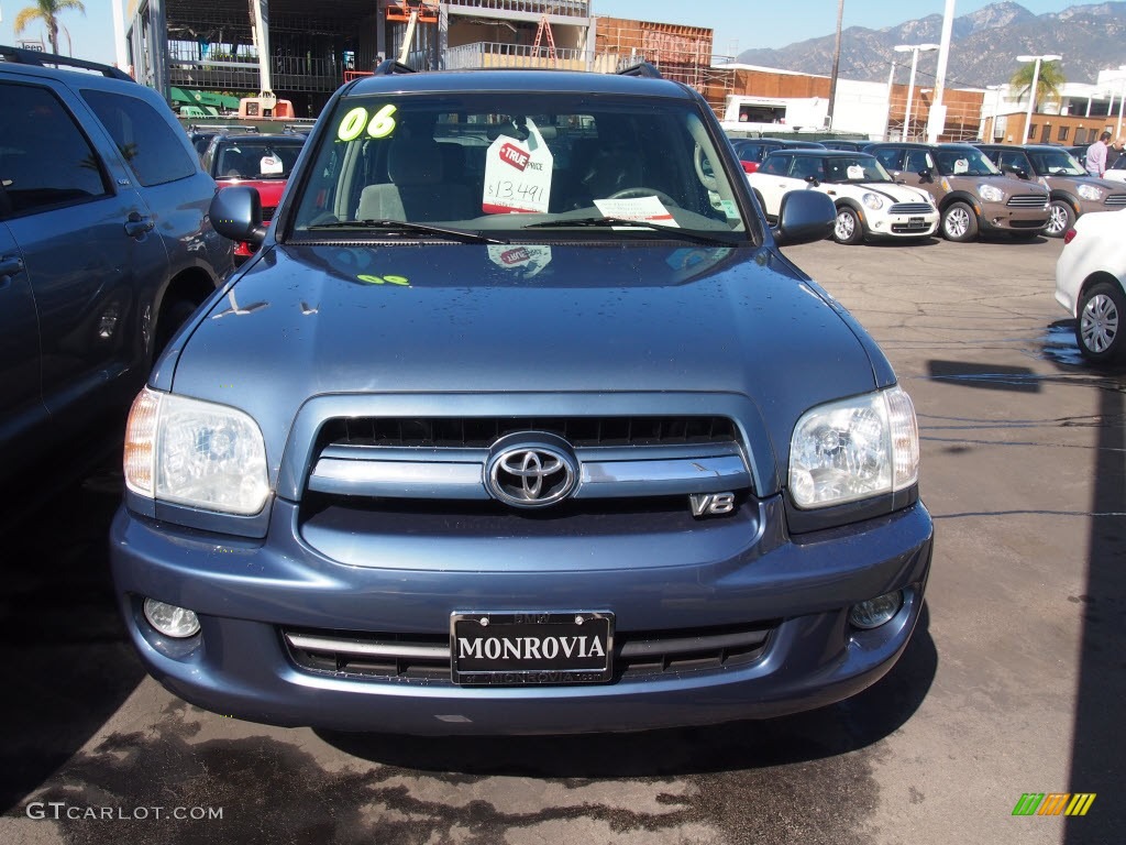 2006 Sequoia SR5 - Bluesteel Mica / Taupe photo #2