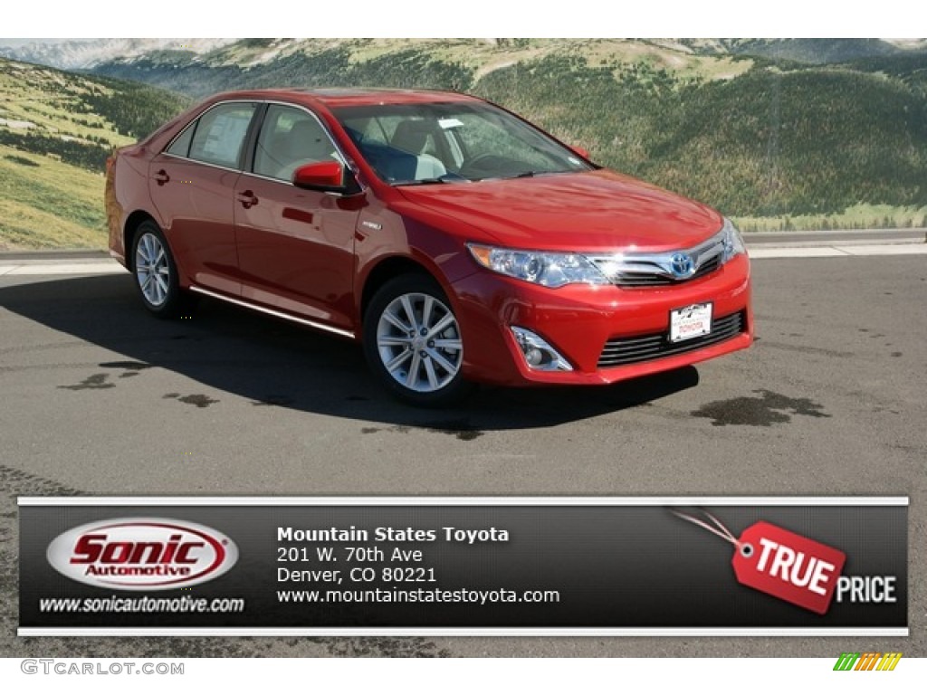 2013 Camry Hybrid XLE - Barcelona Red Metallic / Light Gray photo #1