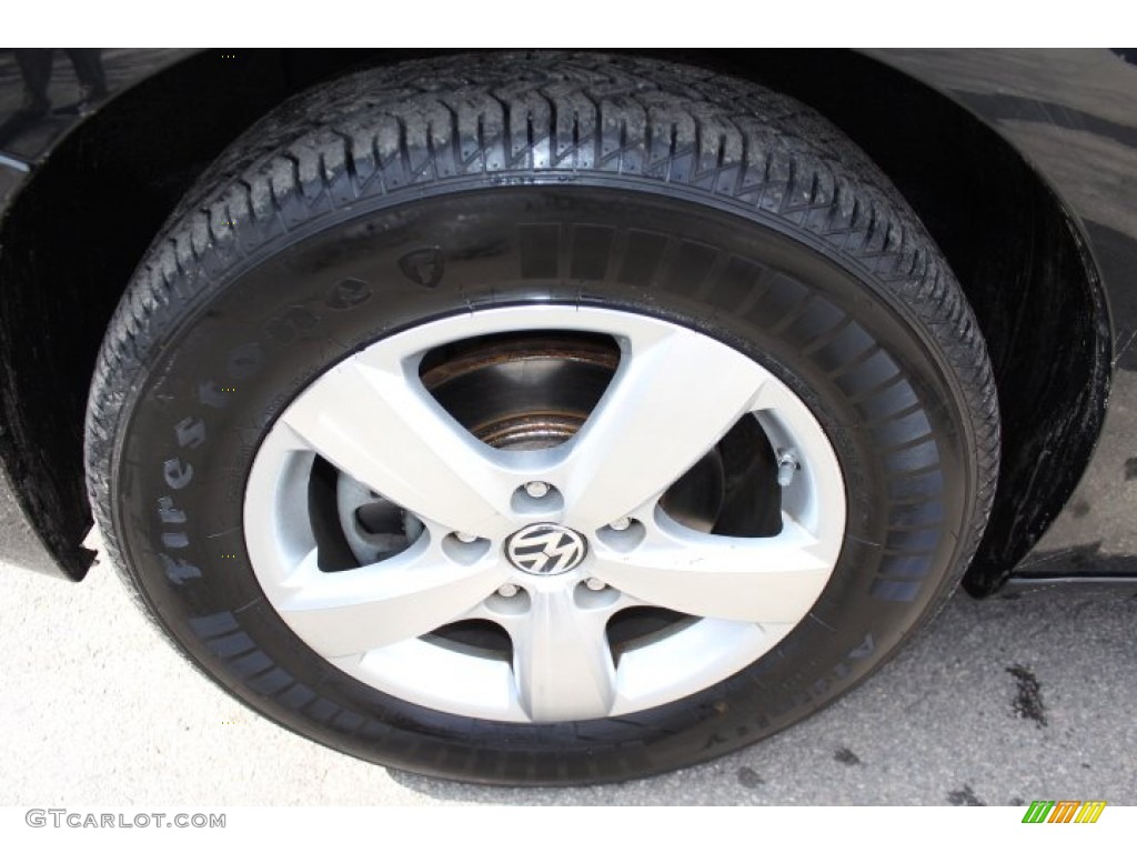 2009 Volkswagen Routan SE Wheel Photos