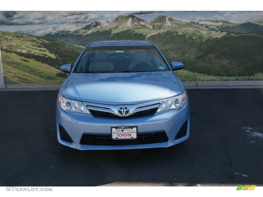 2013 Camry Hybrid LE - Clearwater Blue Metallic / Light Gray photo #3