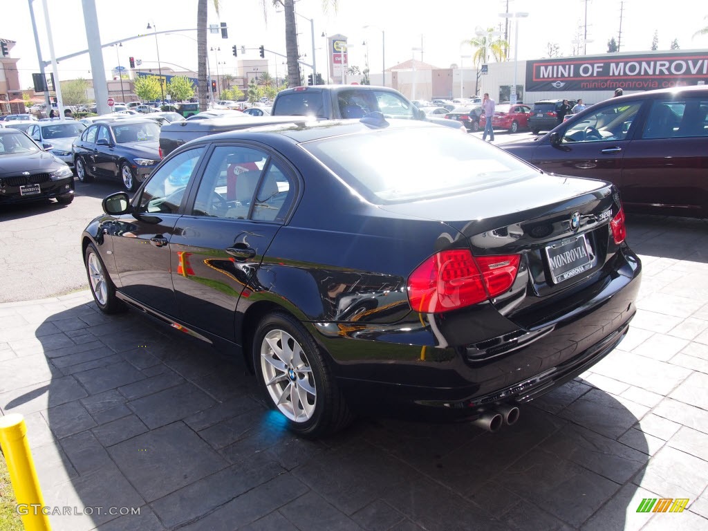 2010 3 Series 328i Sedan - Jet Black / Oyster/Black Dakota Leather photo #10