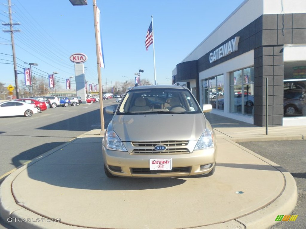 2008 Sedona LX - Sunset Gold Metallic / Beige photo #2