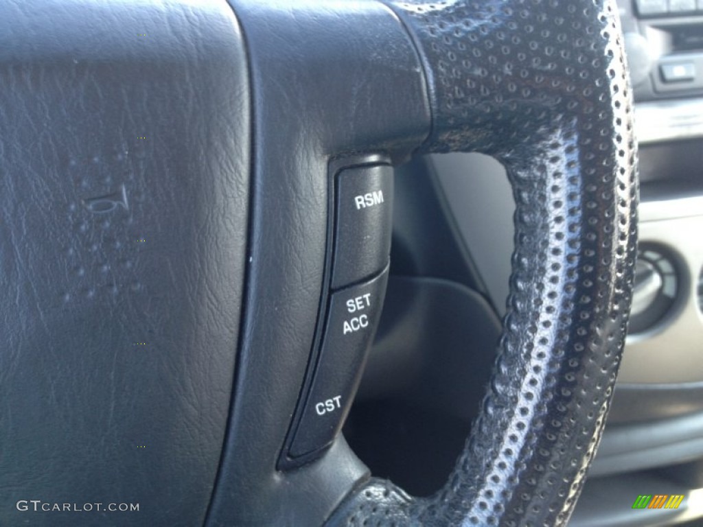 2004 Mazda Tribute ES V6 4WD Controls Photo #77782566