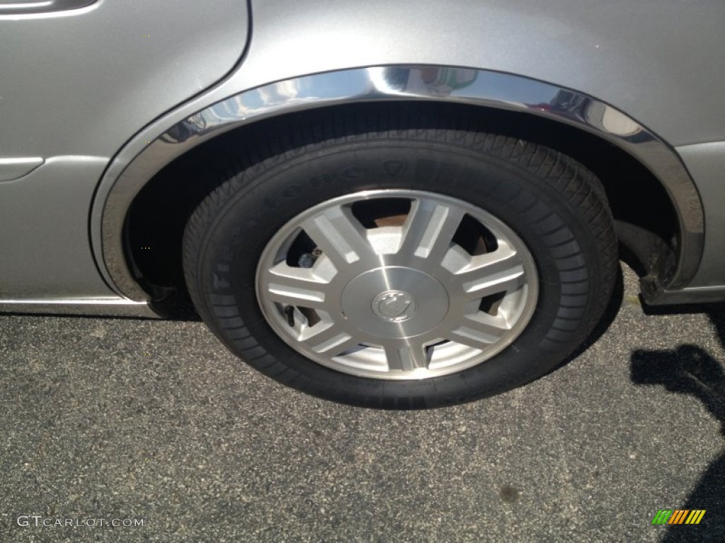 2005 DeVille Sedan - Light Platinum / Dark Gray photo #11