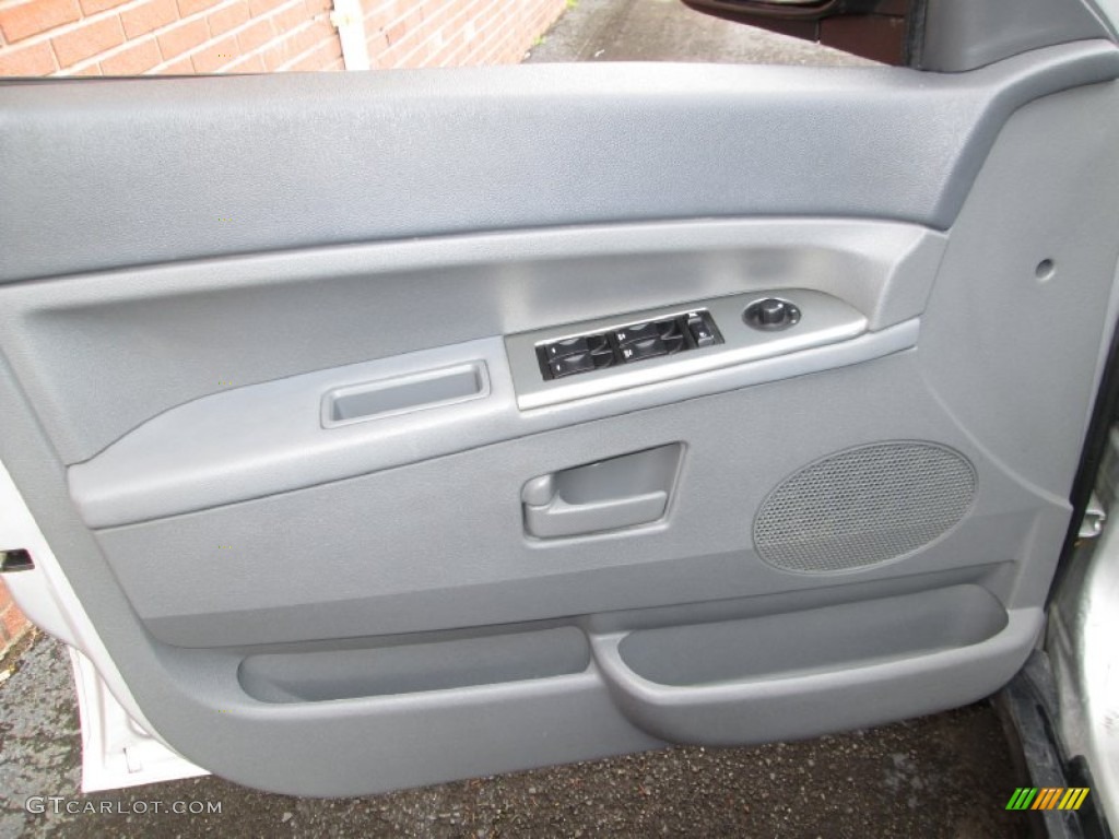 2006 Jeep Grand Cherokee Laredo 4x4 Medium Slate Gray Door Panel Photo #77783429