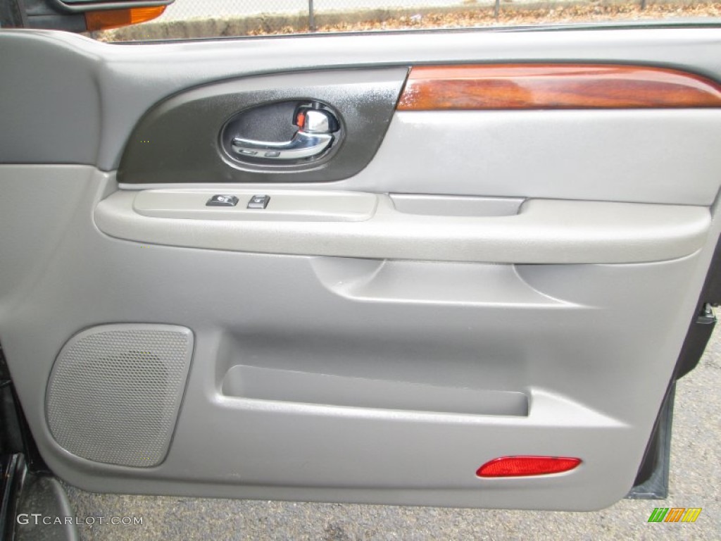 2004 GMC Envoy XL SLT 4x4 Door Panel Photos