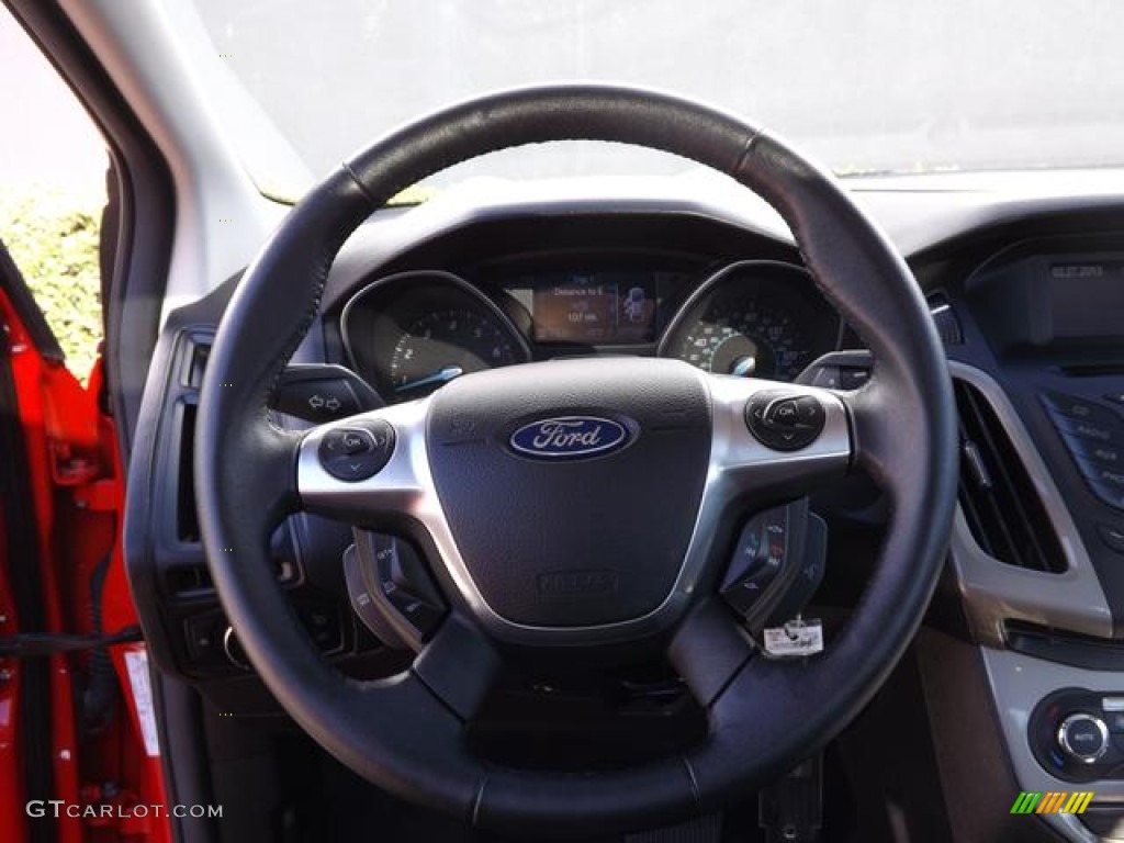 2012 Focus SEL Sedan - Race Red / Charcoal Black photo #18