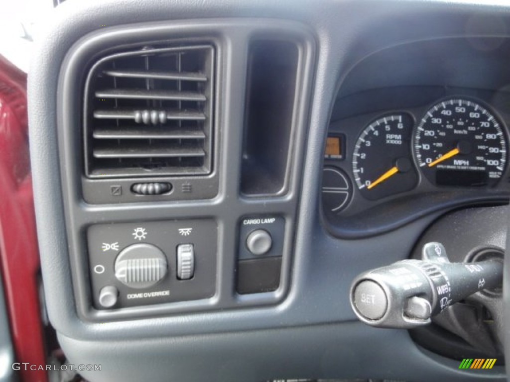 2000 Chevrolet Silverado 1500 LS Regular Cab Controls Photo #77784716