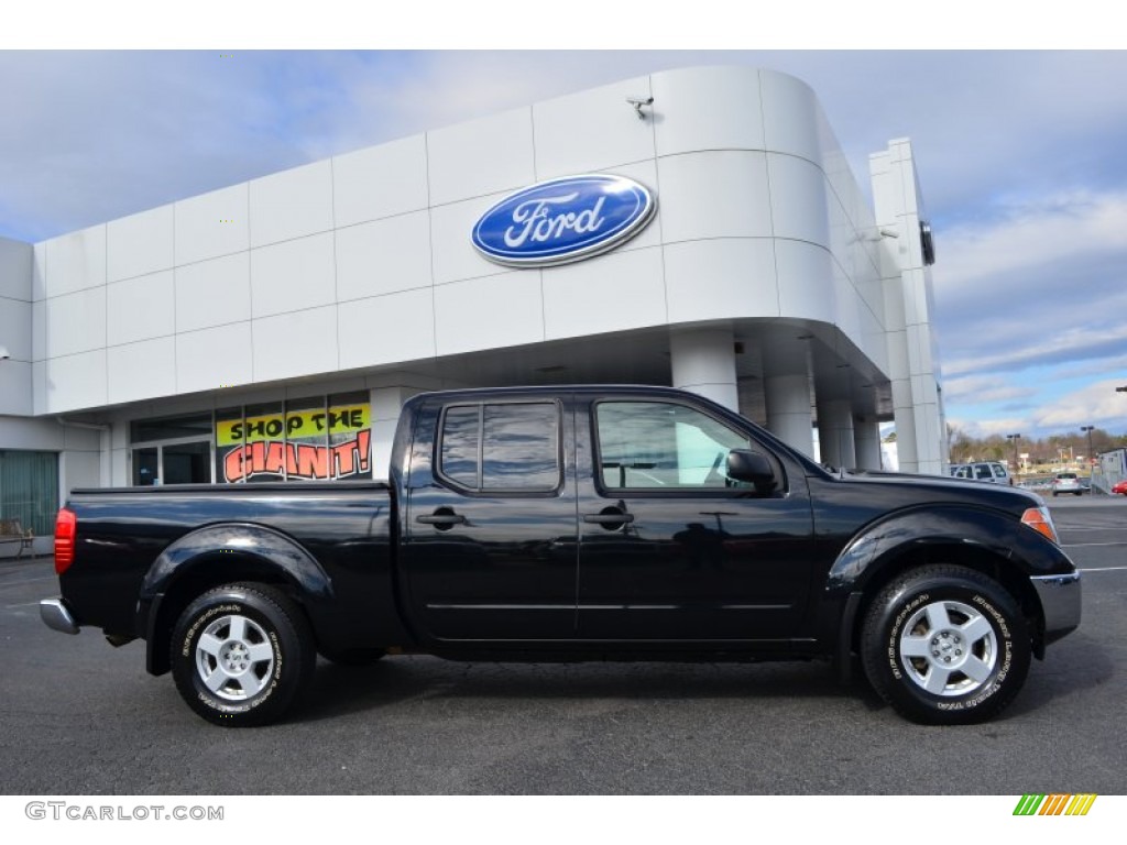 2007 Frontier SE Crew Cab 4x4 - Super Black / Desert photo #2